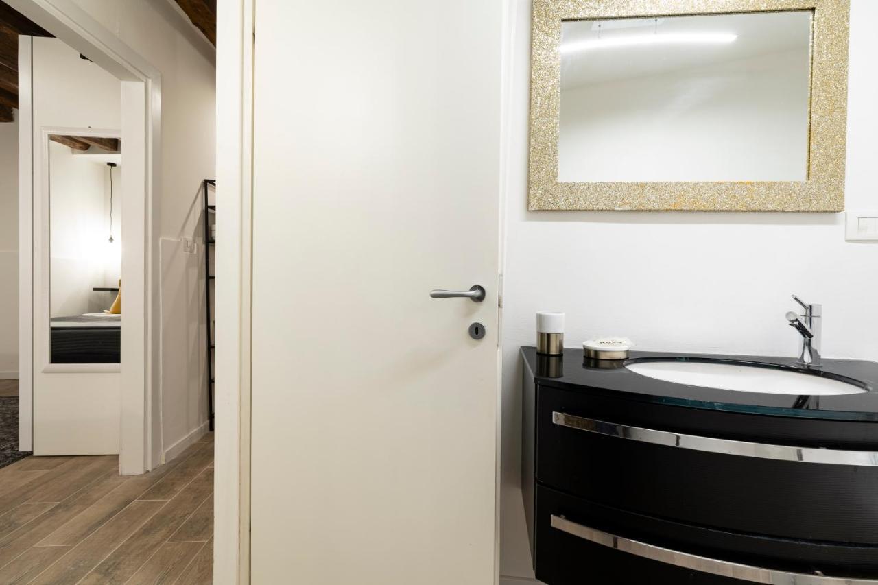 San Marco Pied-A-Terre - Accademia By Wonderful Italy Apartment Venice Ngoại thất bức ảnh